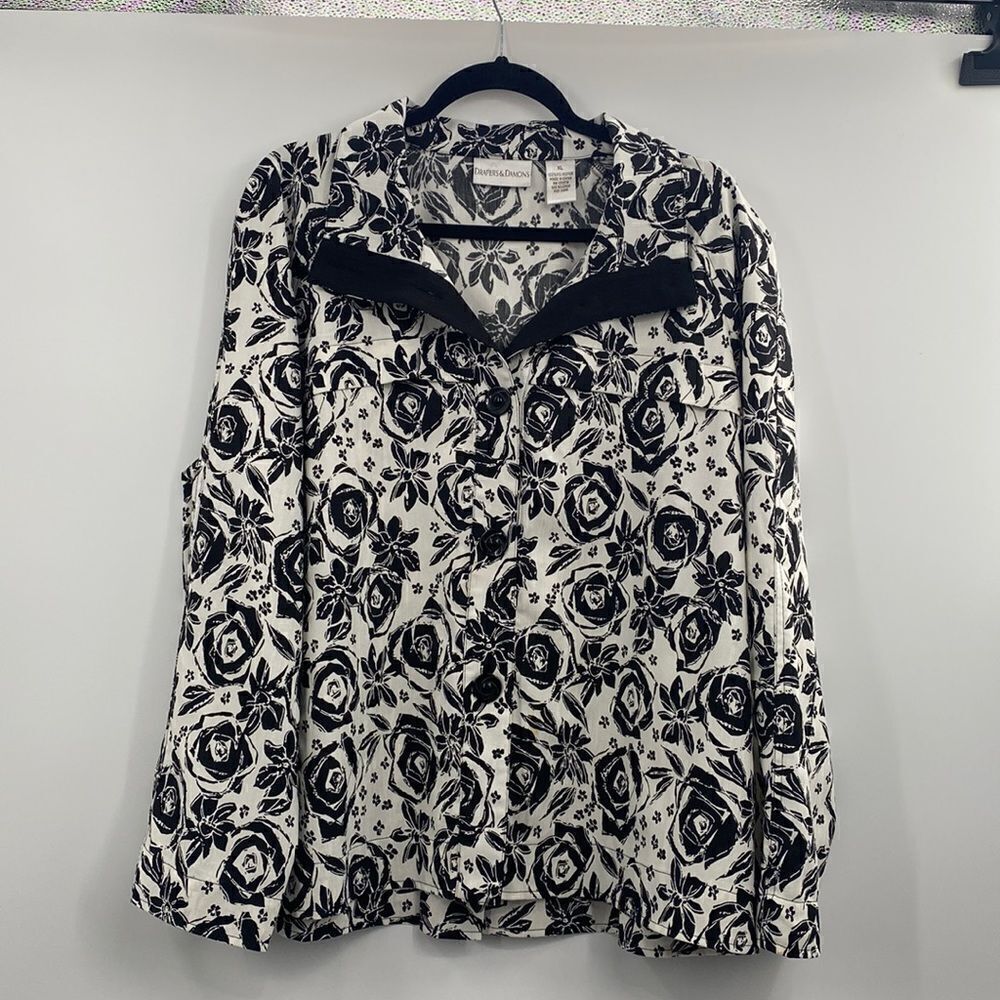 3For$20 Drapers&Damon’s Black and White Jacket size:XL